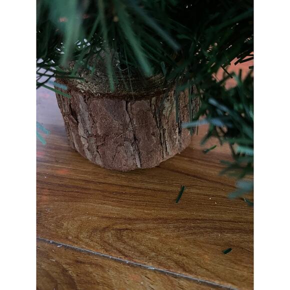 Set of 2 Mini Artificial Christmas Trees With lights - Picture 6 of 7